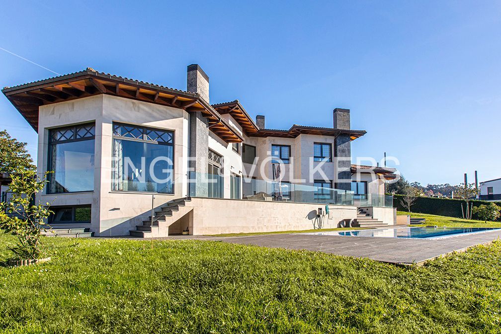Vista exterior de Casa o chalet en venta en Gijón  con Aire acondicionado, Calefacción y Jardín privado