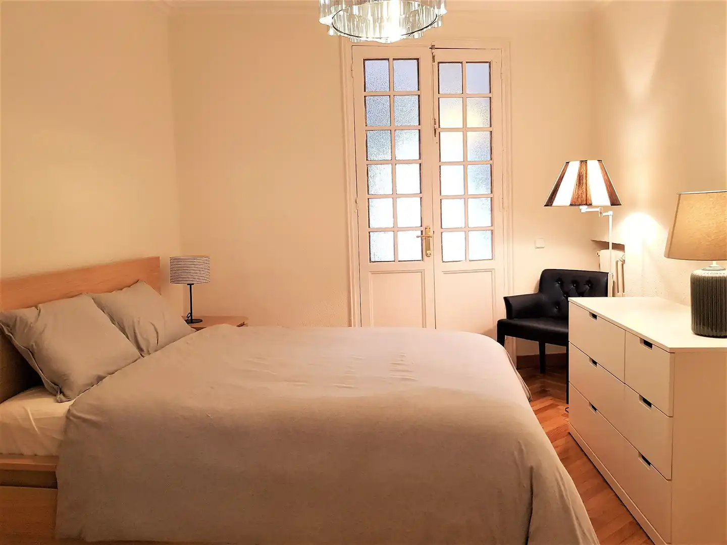 Flat for rent in Plaza de Santa Ana, Cortes - Huertas