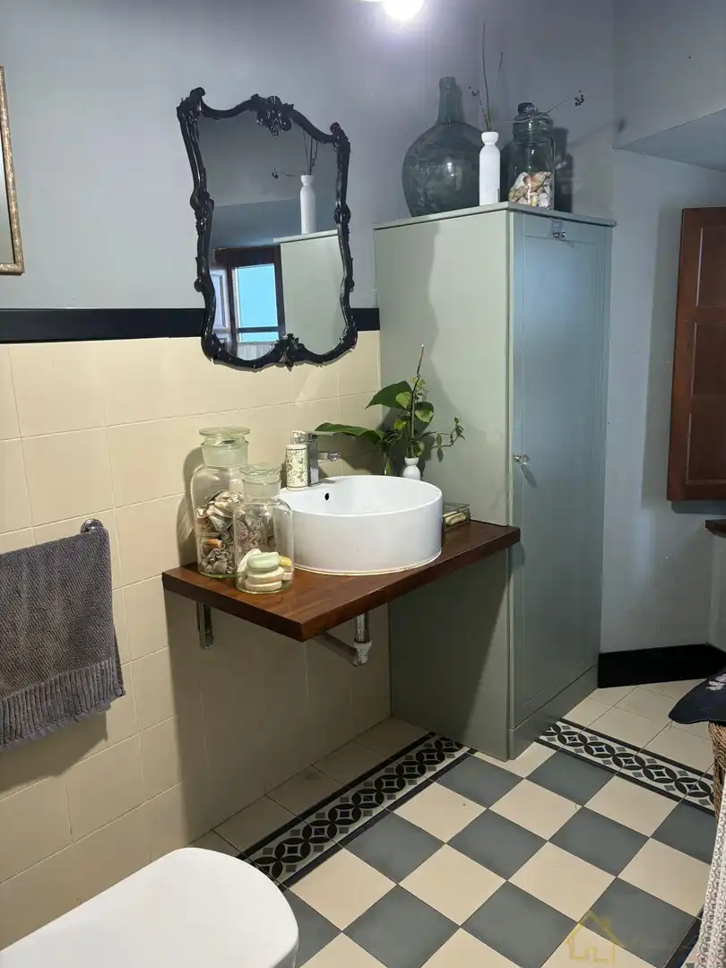 Baño de Casa o chalet en venta en Ribadeo con Calefacción, Trastero y Amueblado