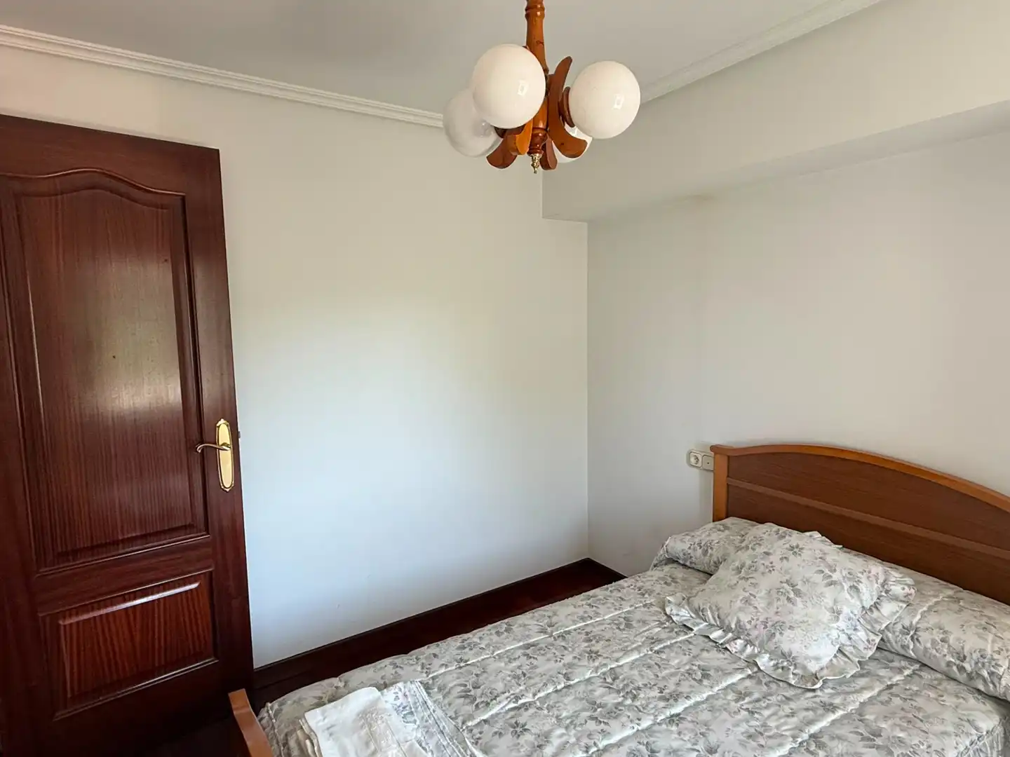 Habitación de Casa adosada en venta en Narón con Jardín privado, Terraza y Trastero