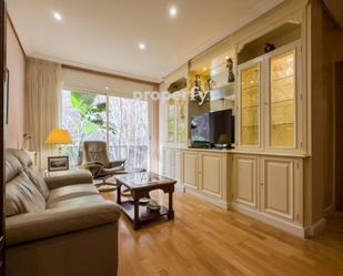 Living room of Flat for sale in  Barcelona Capital  with Air Conditioner, Heating and Terrace