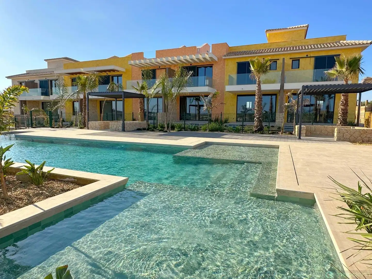 House for sale in Desert Spring Golf