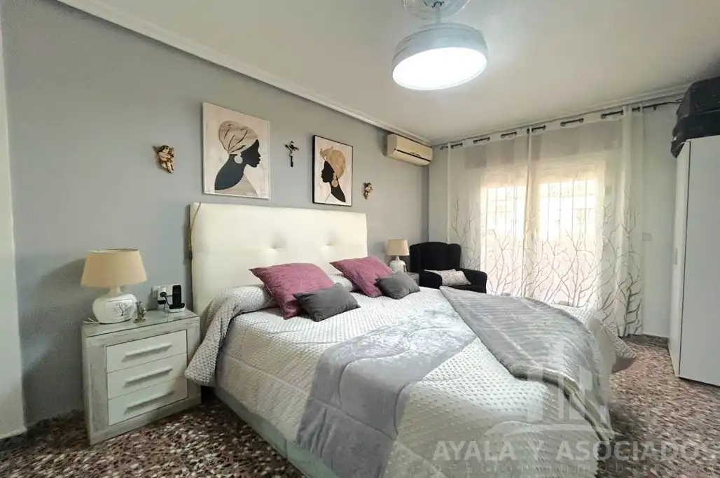Casa adosada en venta en La Magdalena - Molinos Marfagones