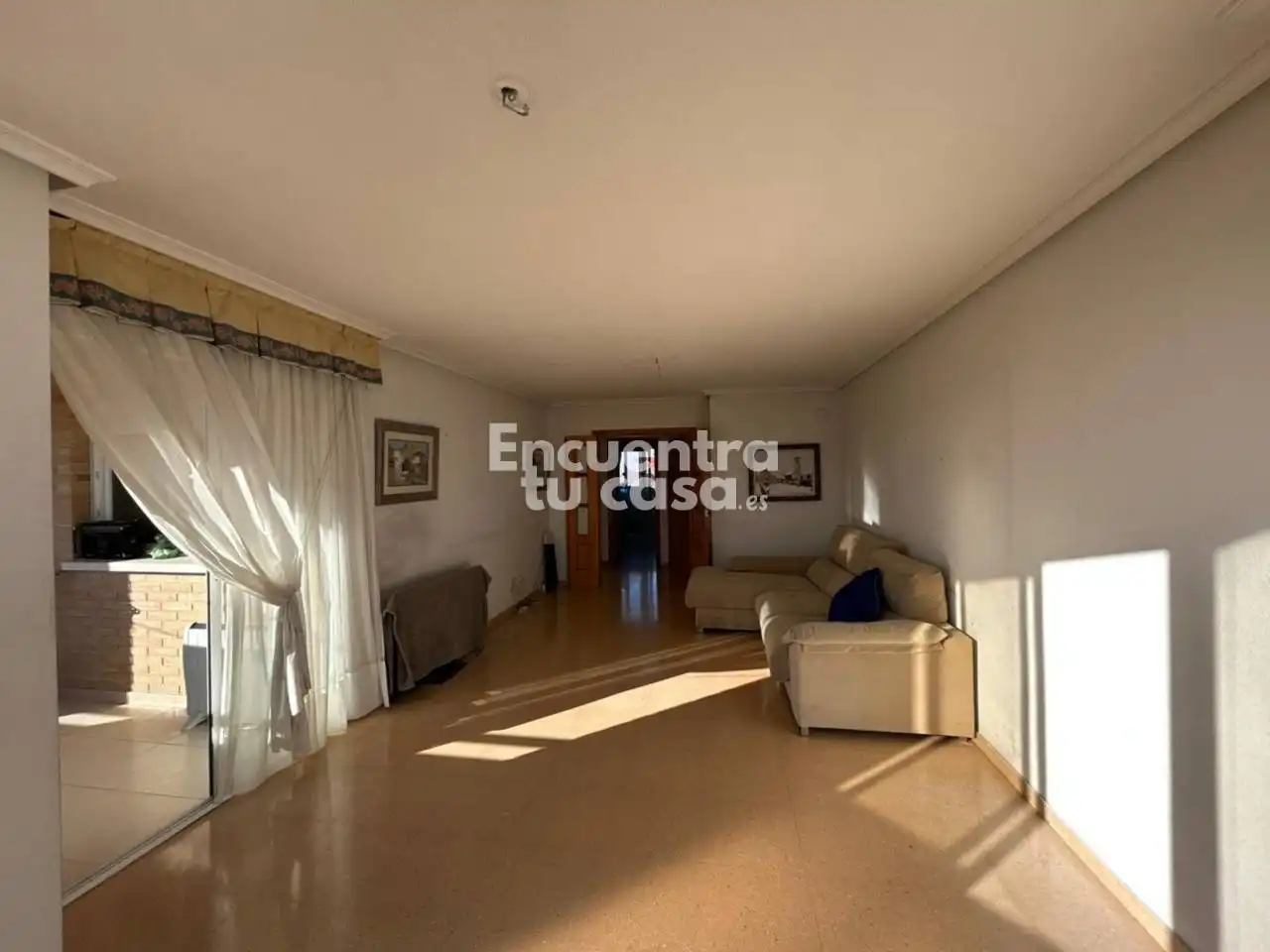 Sala d'estar de Pis en venda en Alicante / Alacant amb Terrassa, Traster i Piscina comunitària