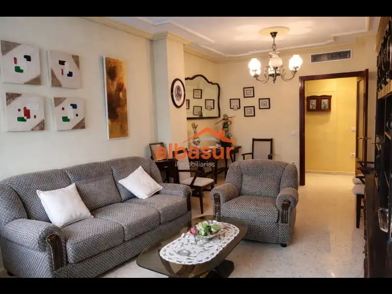 Flat with lift for sale in Levante