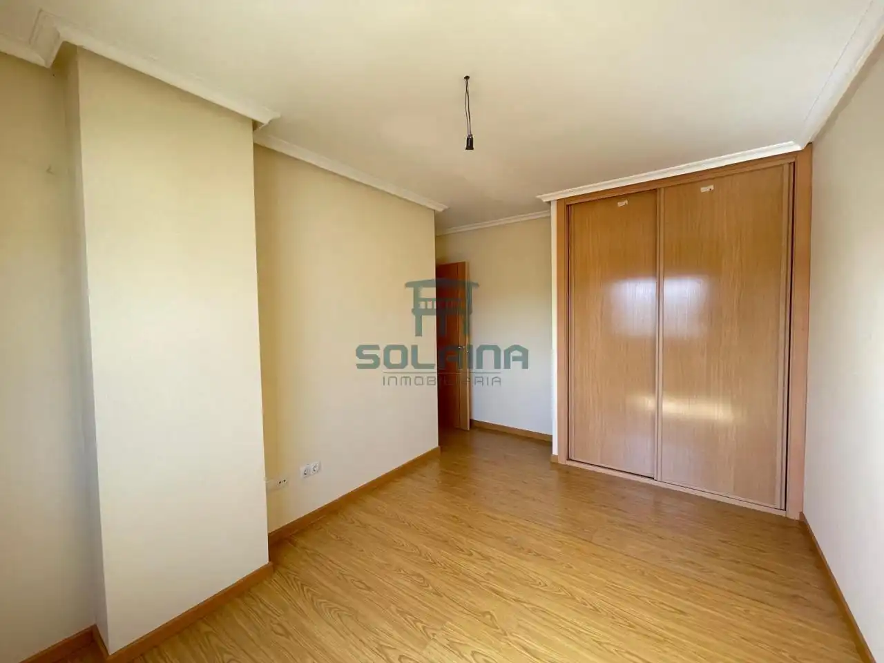 Flat with lift for sale in San Cibrao das Viñas, imagen 9