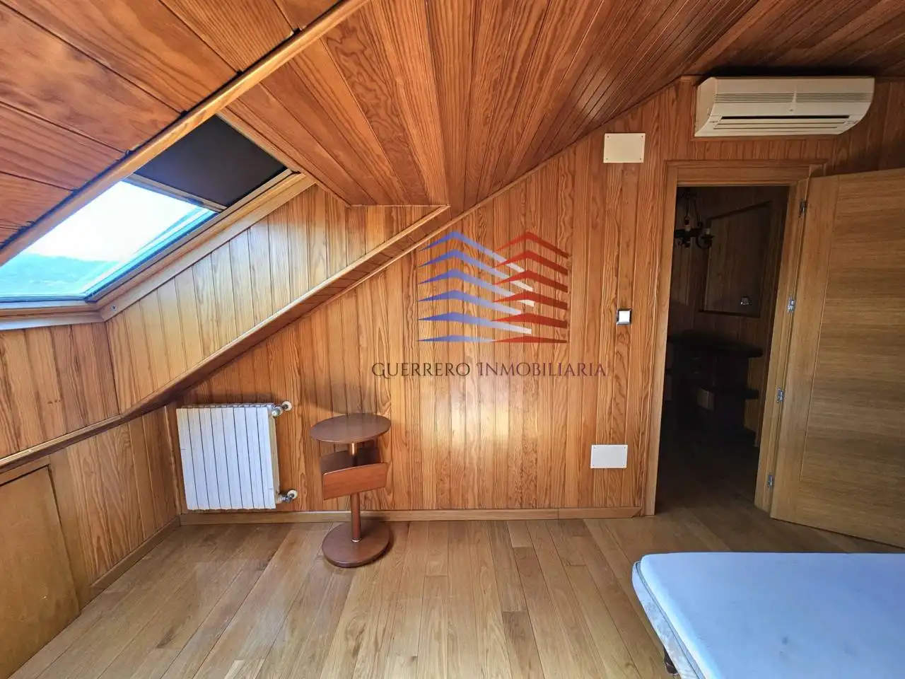 Dúplex de lloguer en Ourense Capital  amb Calefacció, Parquet i Terrassa