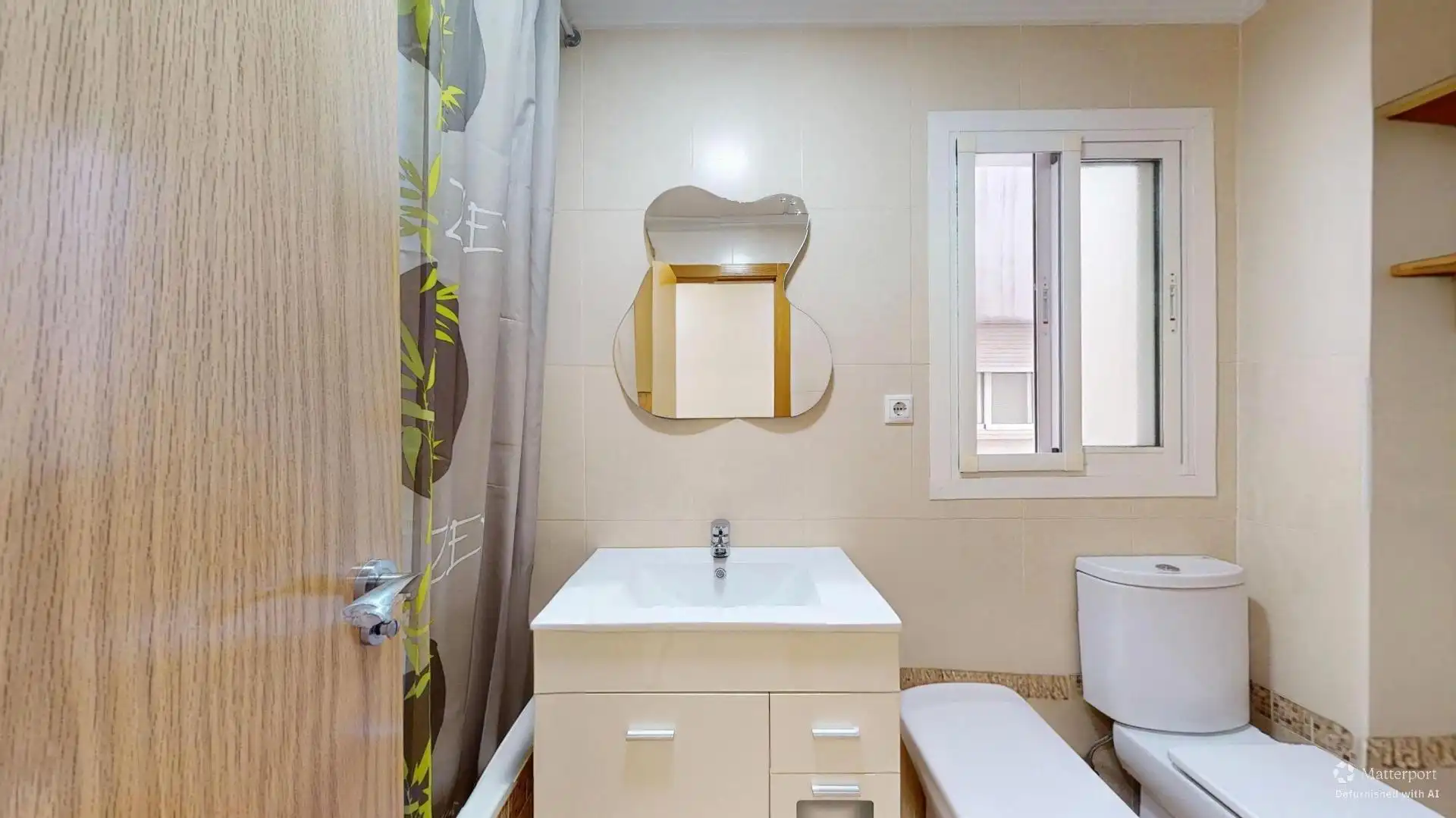 Bathroom of Flat for sale in Elche / Elx