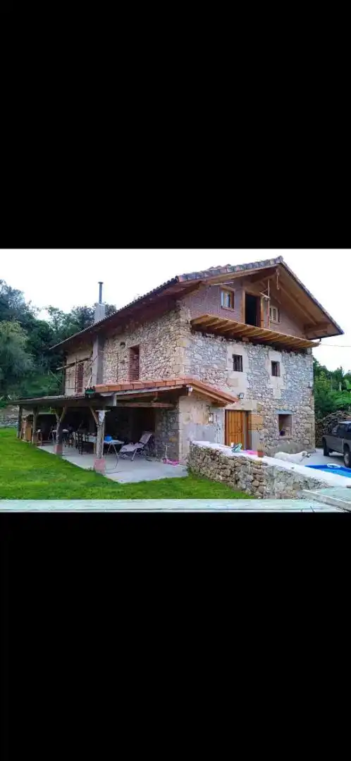 Vista exterior de Finca rústica en venda en Castro-Urdiales amb Jardí privat, Moblat i Forn