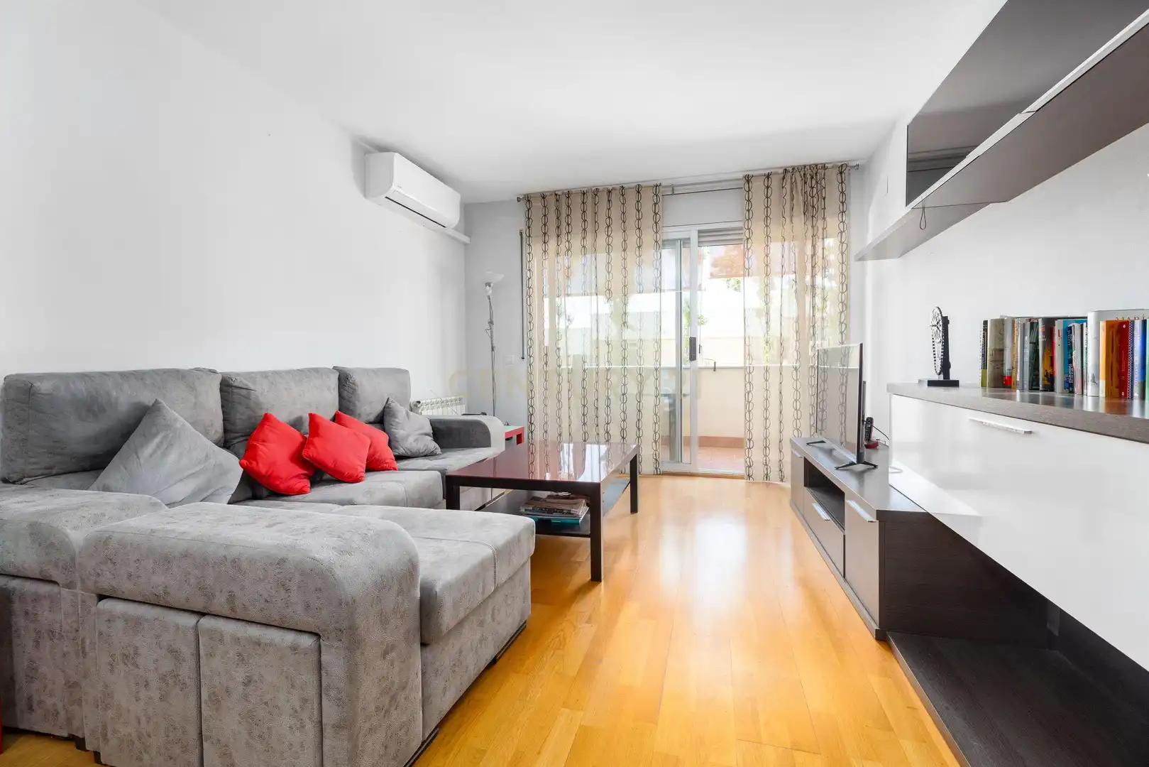 Sala de estar de Piso en venta en Parets del Vallès con Balcón
