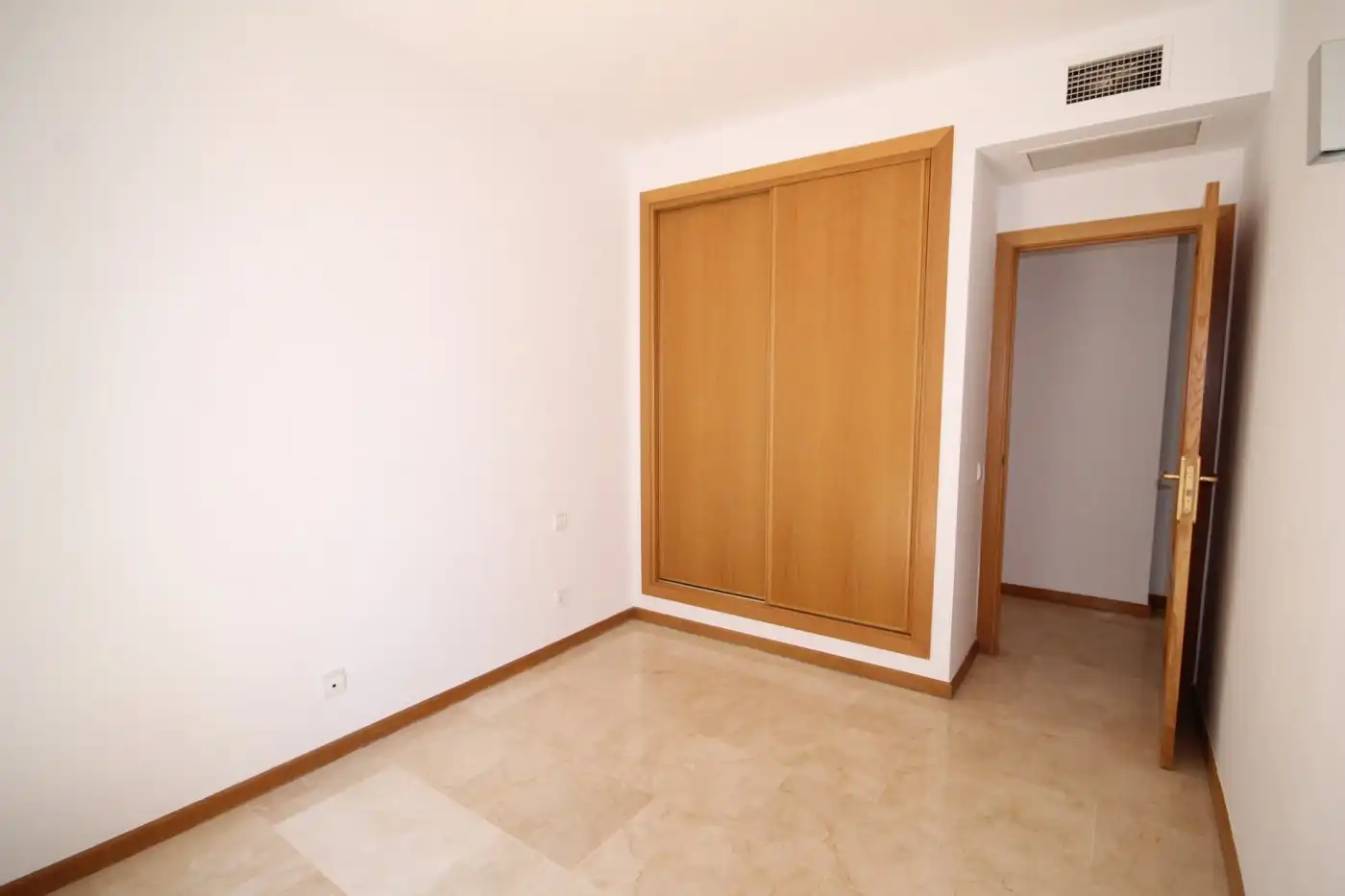 Flat for rent in  Palma de Mallorca  with Heating, Private garden and Terrace
