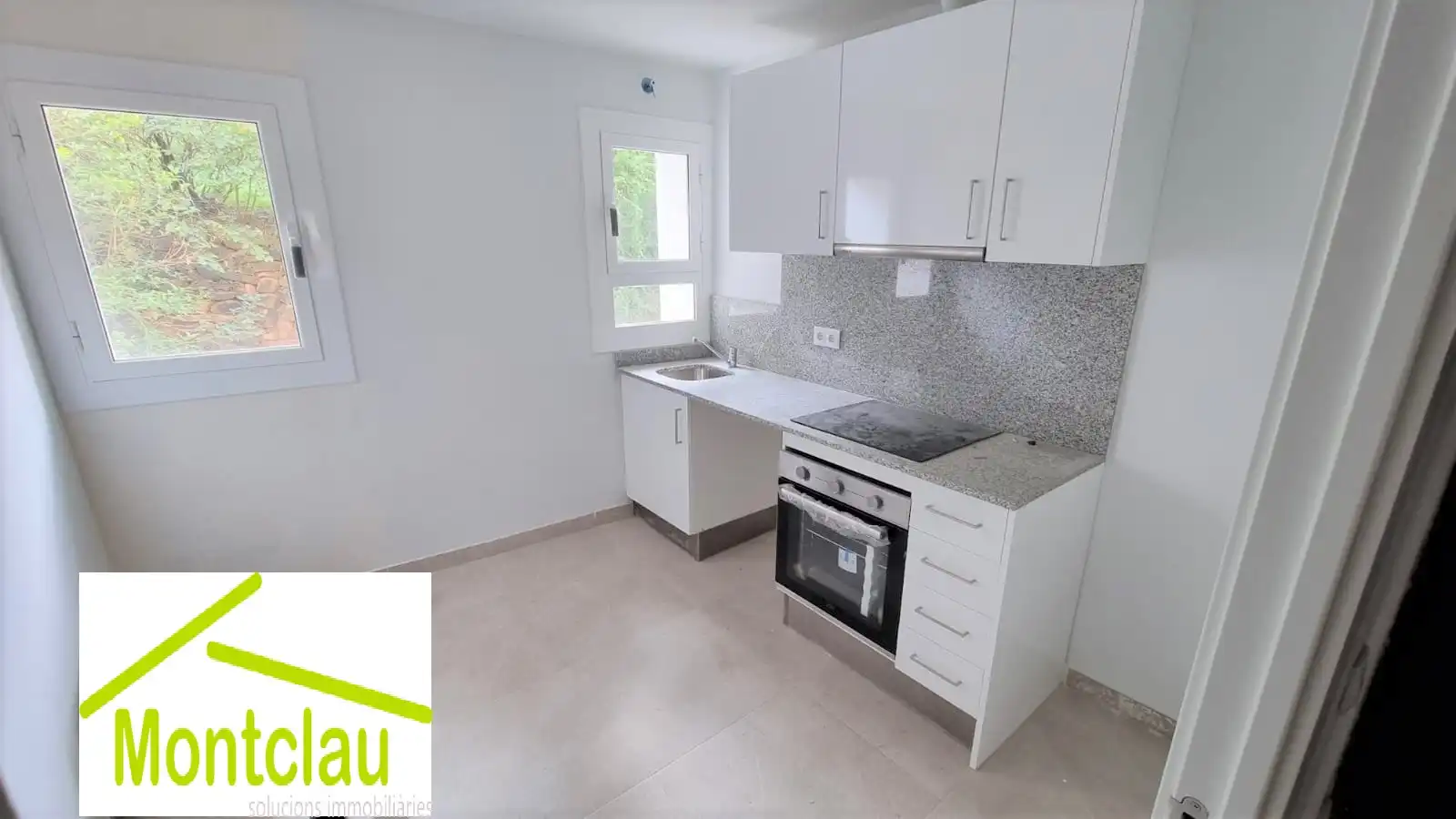 Appartamento con terrazza in affitto a Figaró-Montmany, imagen 7