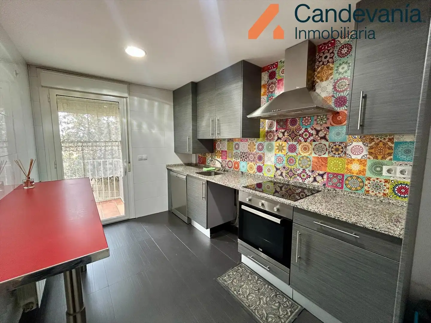 Cocina de Casa adosada en venta en Zuera con Calefacción, Jardín privado y Parquet