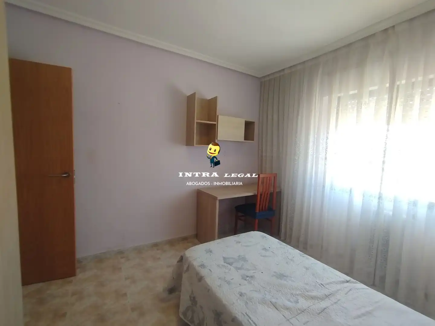 Habitación de Piso para compartir en Salamanca con Calefacción, Terraza y Amueblado