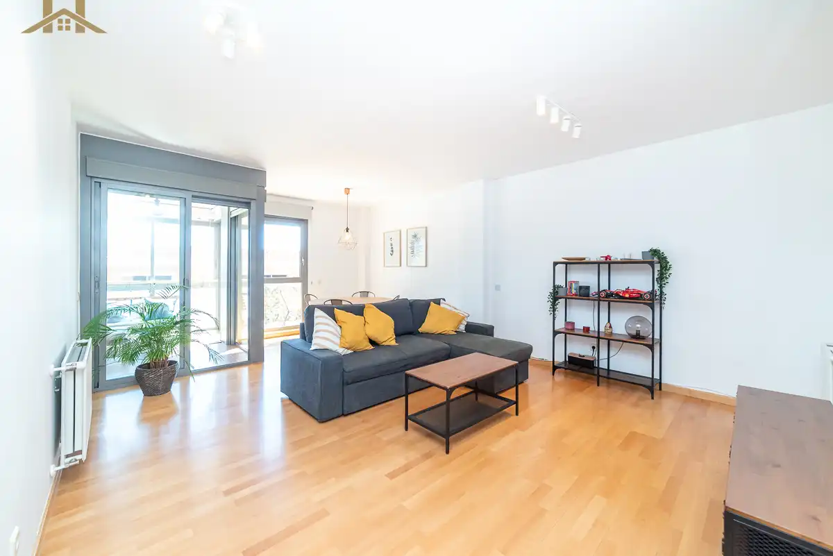 Sala d'estar de Pis en venda en Arroyomolinos (Madrid) amb Aire condicionat, Calefacció i Terrassa