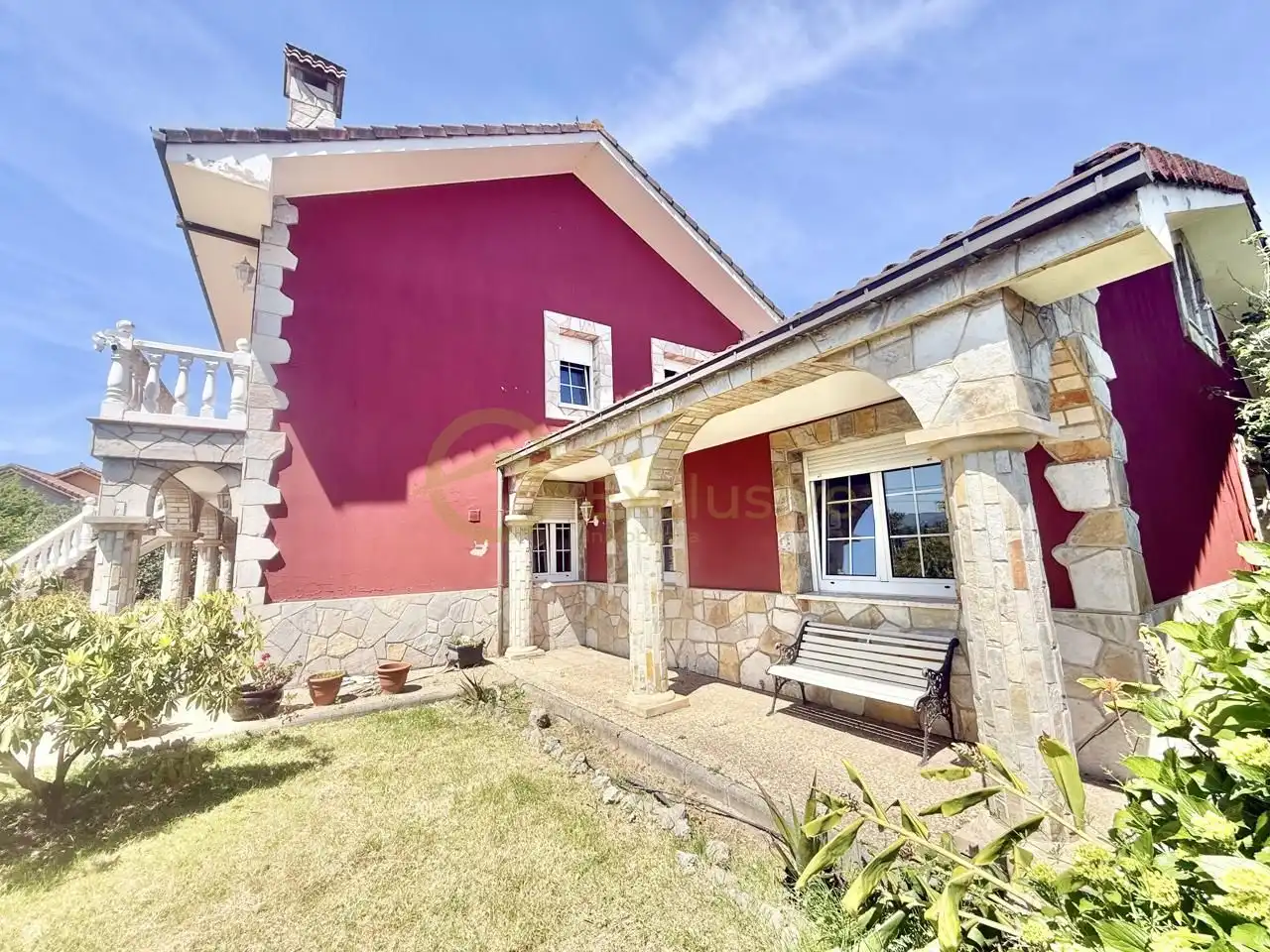 Vista exterior de Casa o chalet en venta en Castrillón con Calefacción, Jardín privado y Parquet