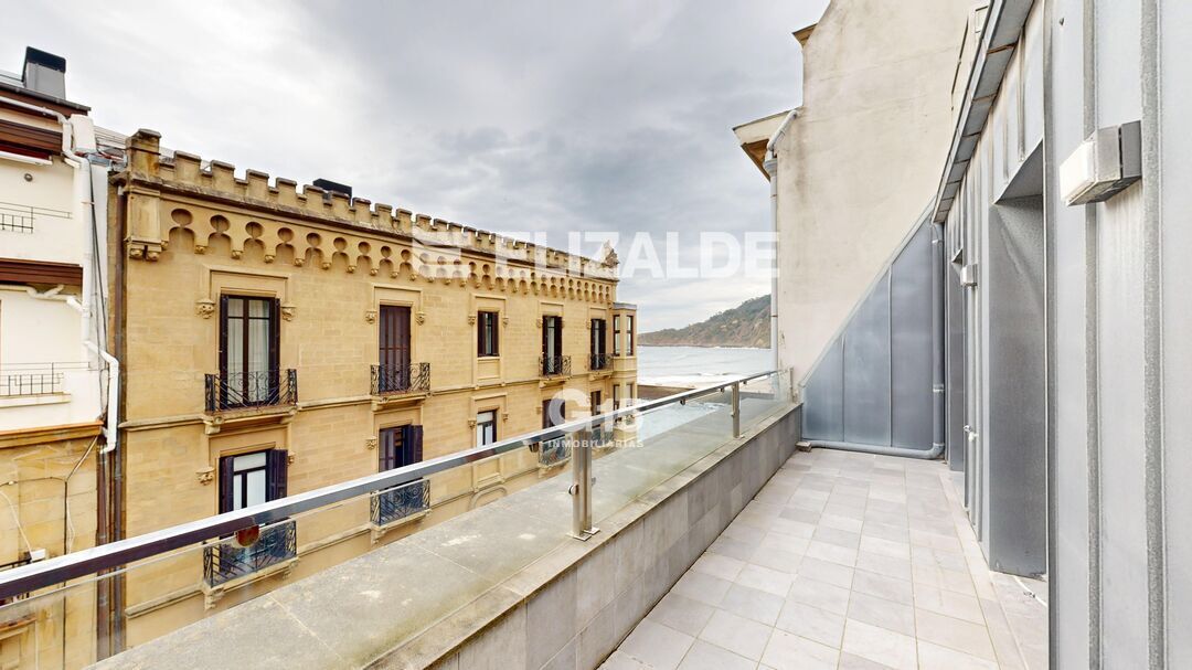 Terraza de Piso en venta en Donostia - San Sebastián  con Calefacción, Terraza y Balcón