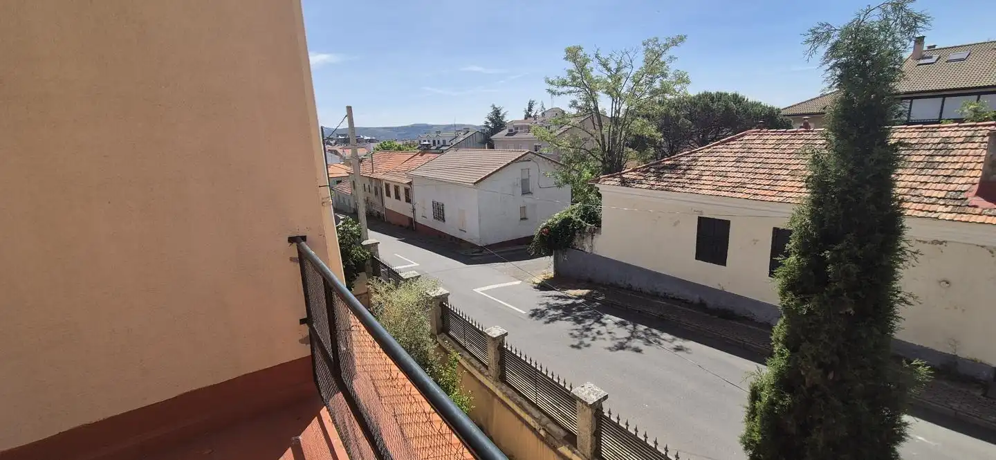 Flat for sale in Del Molinillo, Las Navas del Marqués
