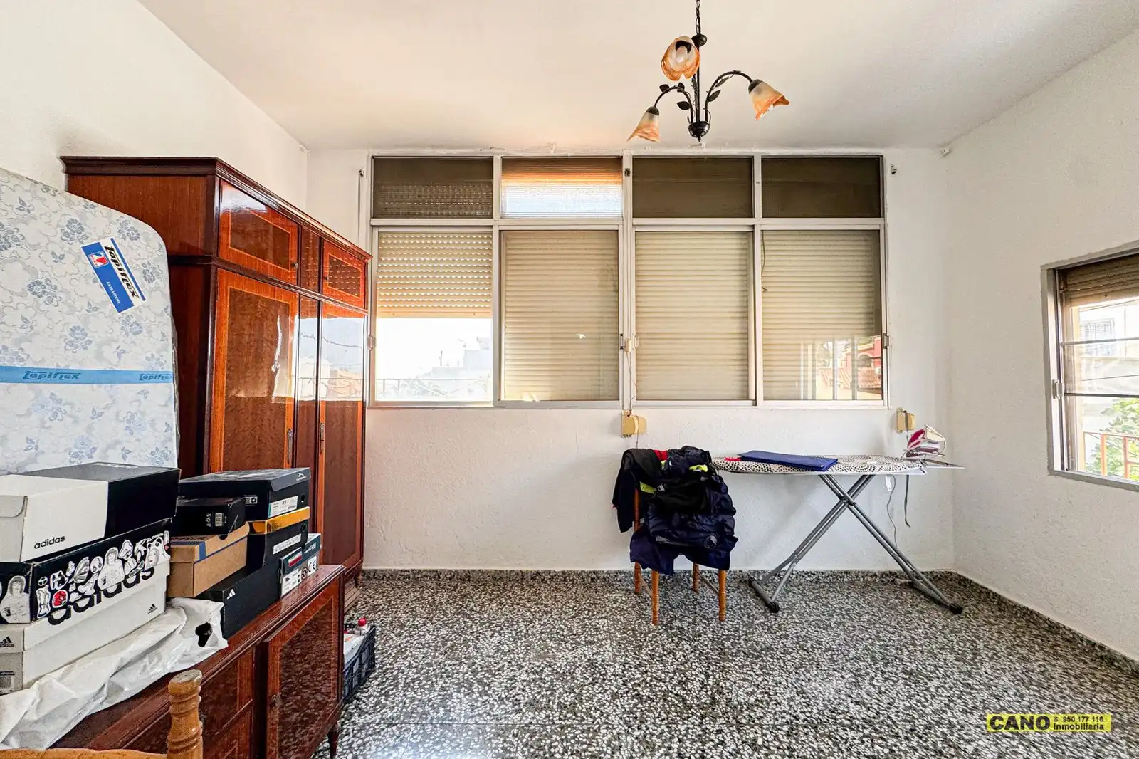 Dormitori de Pis en venda en Almería amb Terrassa