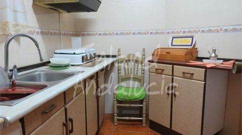 Foto 4 de Casa adosada en venta en Martos, Jaén