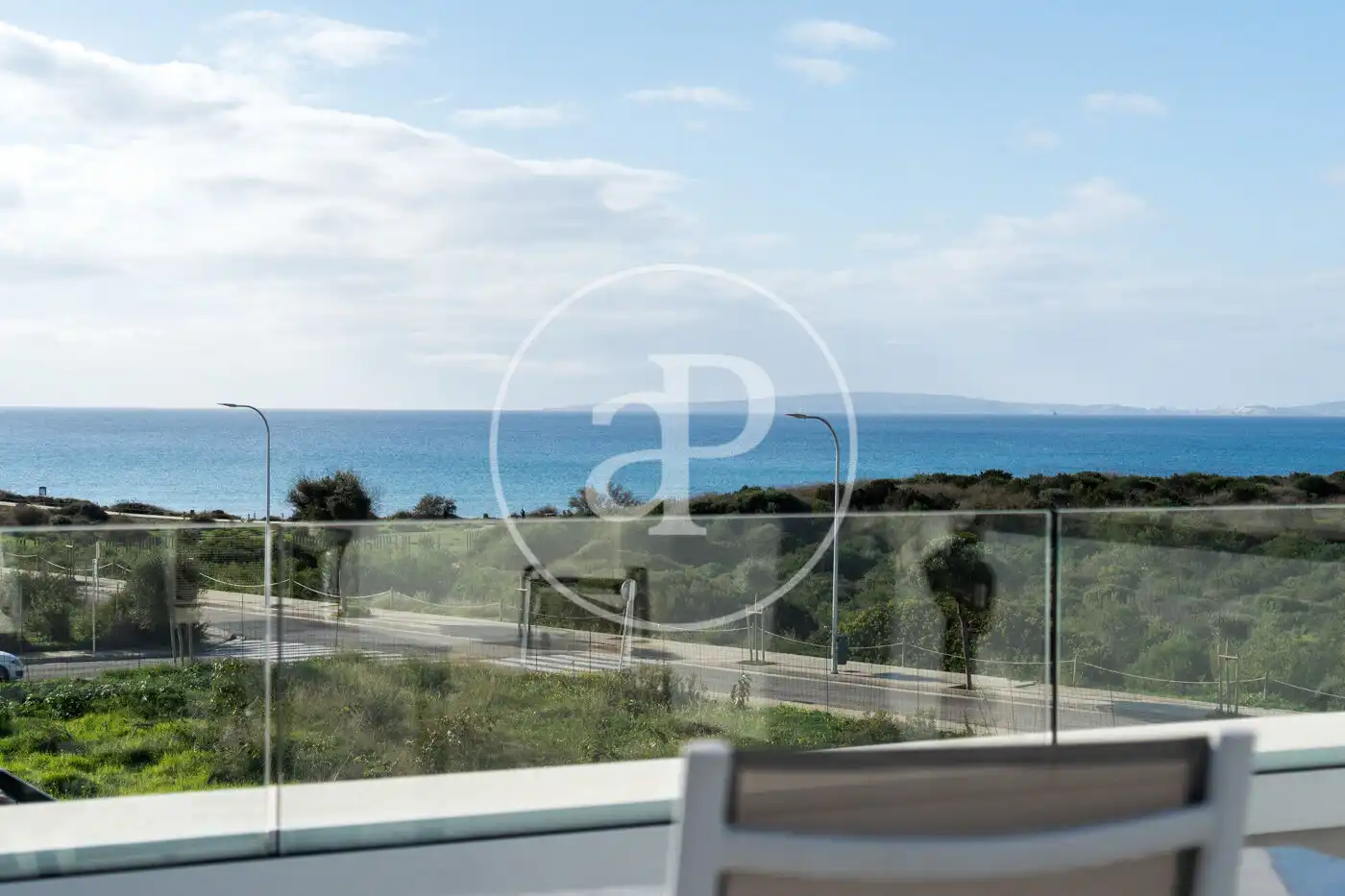 Terrasse von Einfamilien-Reihenhaus zum Verkauf in  Palma de Mallorca mit Klimaanlage, Heizung und Privatgarten