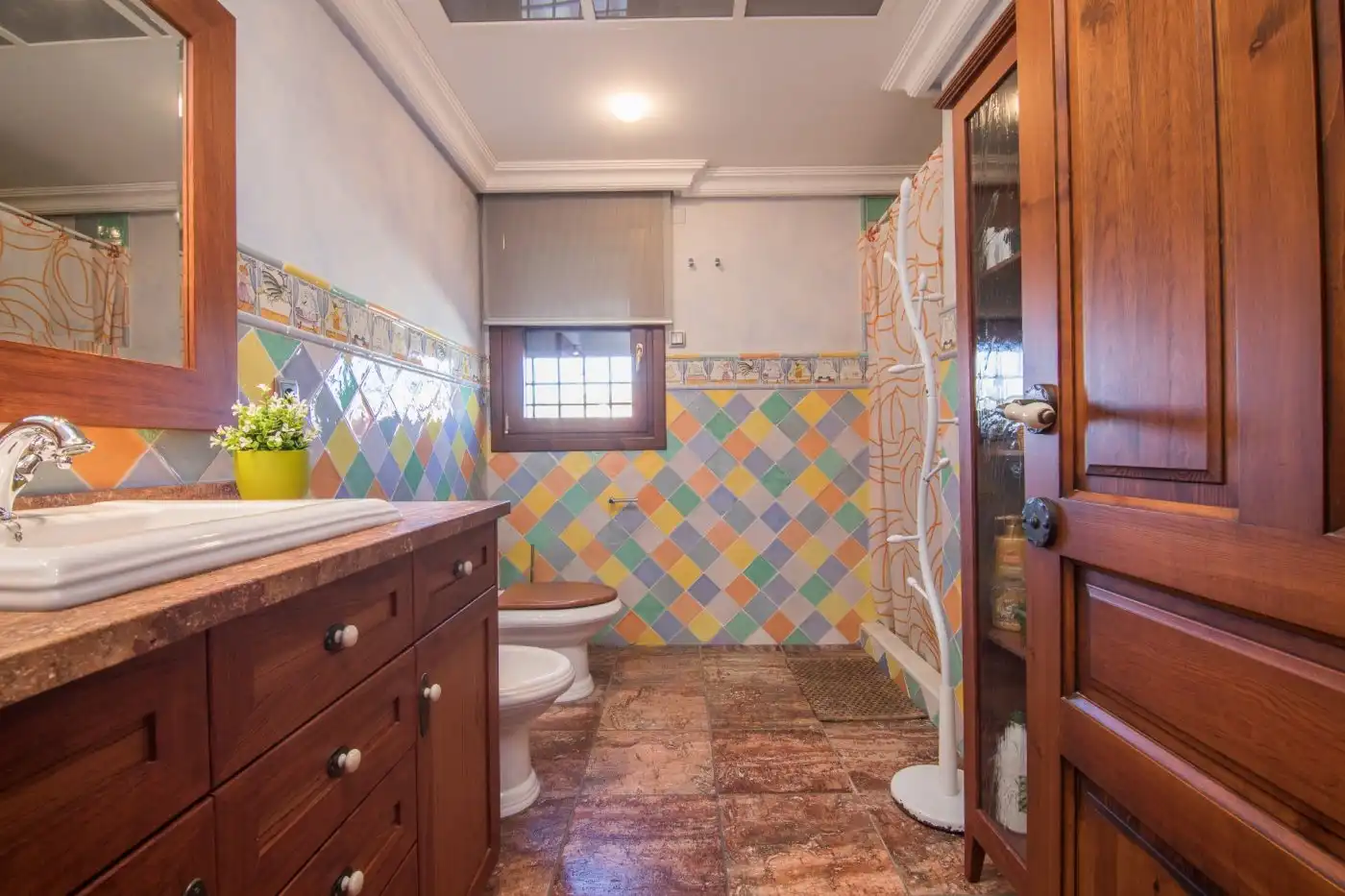 Bathroom of Houses for sale in Elche / Elx  with Air Conditioner, Private garden and Terrace