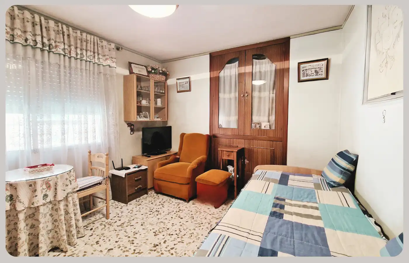 Detached homes for sale in Calle Hortales, Andorra (Teruel)