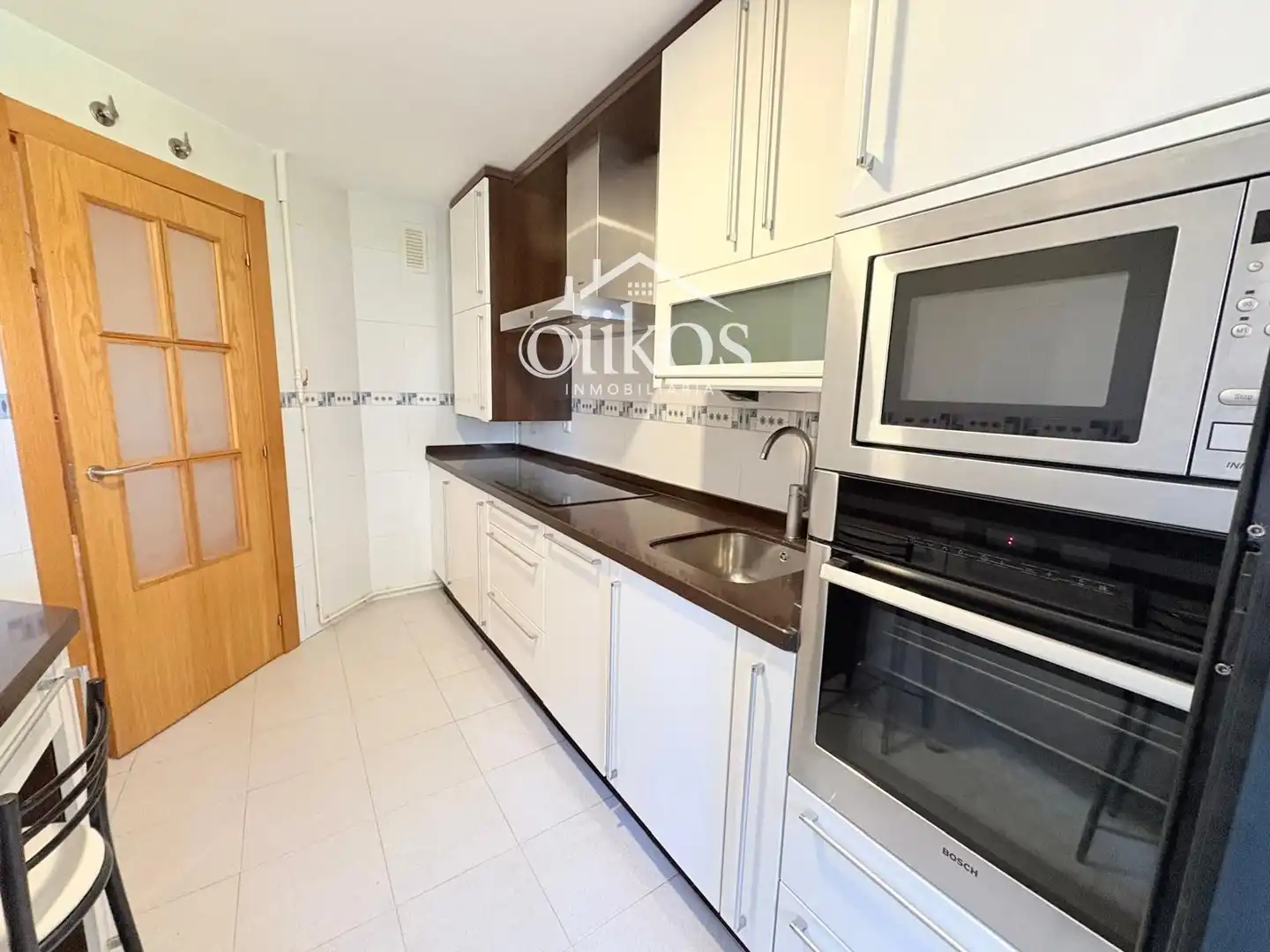 Cocina de Piso en venta en Villamayor con Calefacción, Trastero y Balcón
