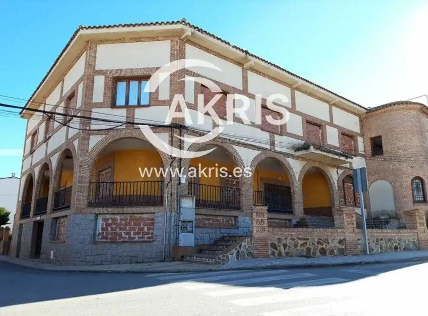 Local comercial en venta en Calle San Vicente, imagen 4