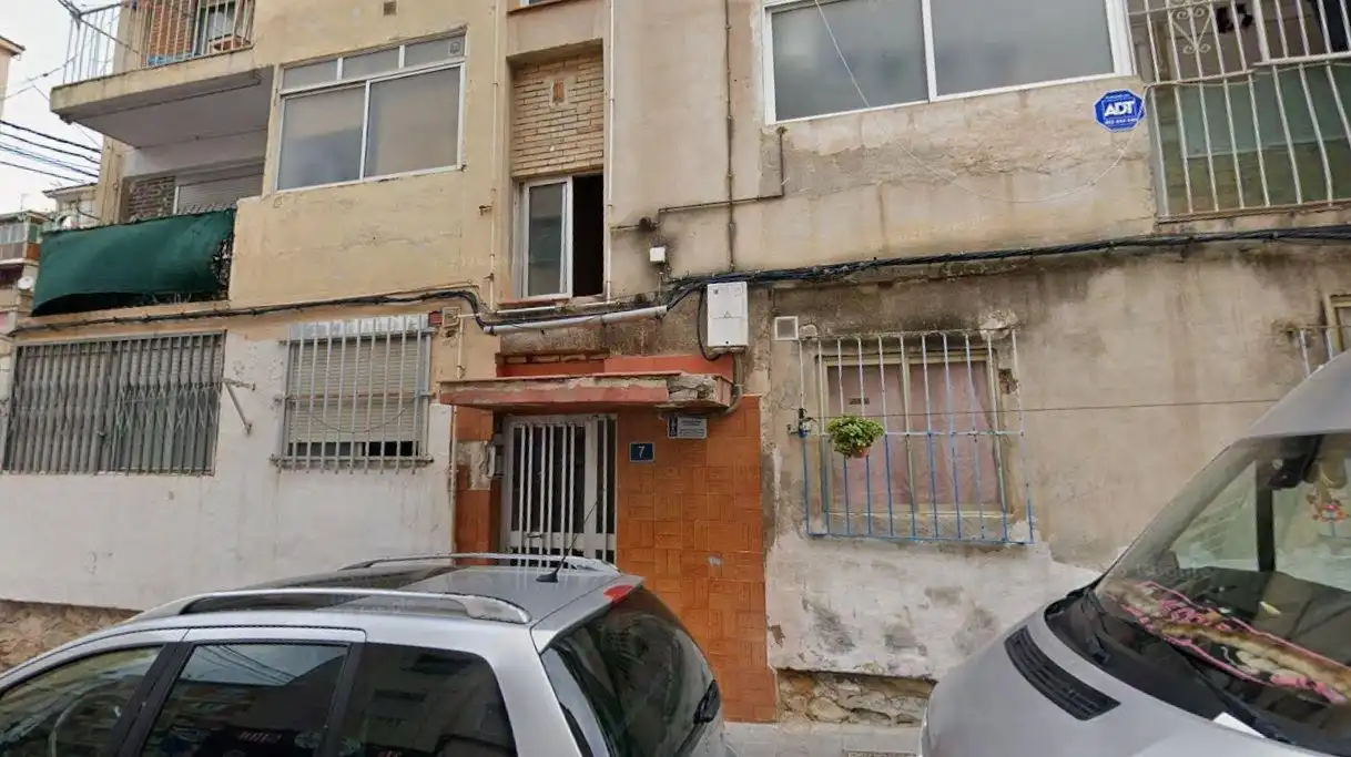 Pis en venda a Calle  PERLA, DE LA 7