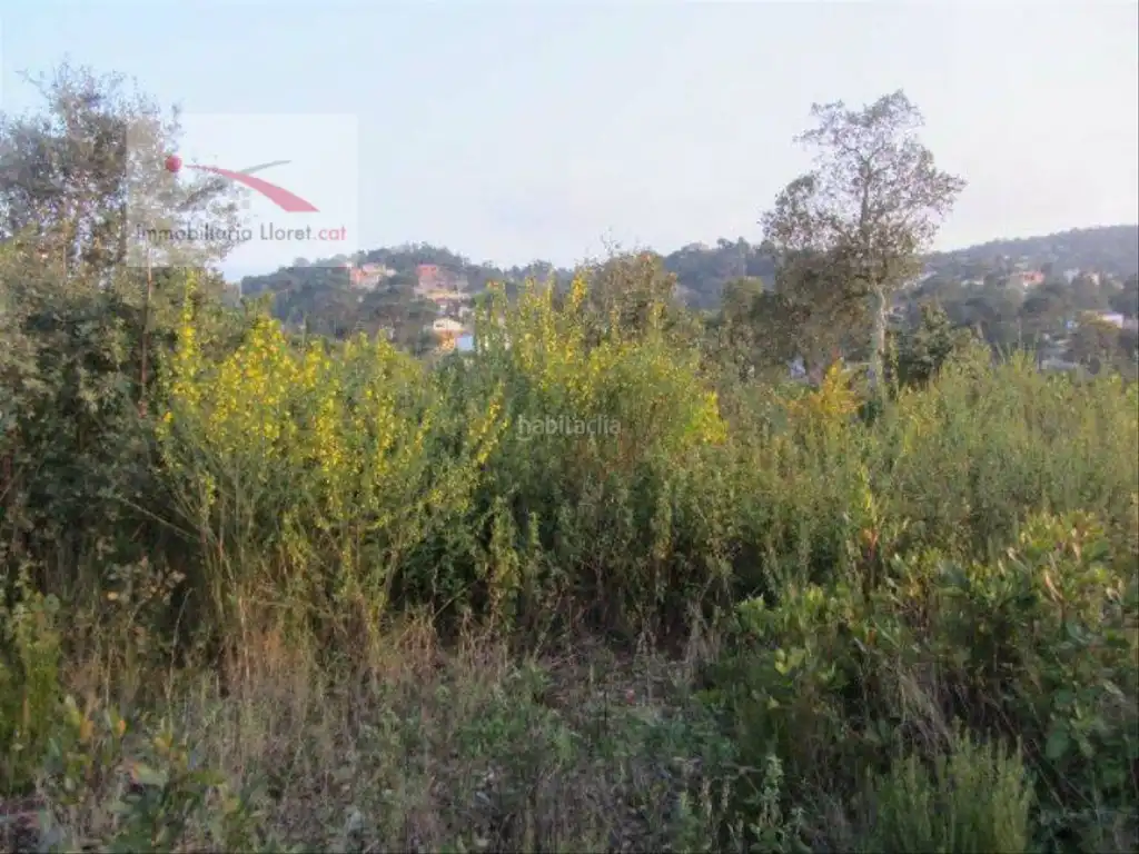 Terreny residencial en venda a Montbarbat