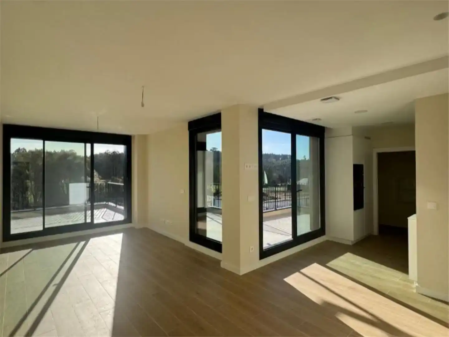 Wohnzimmer von Wohnung zum Verkauf in Oleiros mit Klimaanlage, Schwimmbad und Balkon