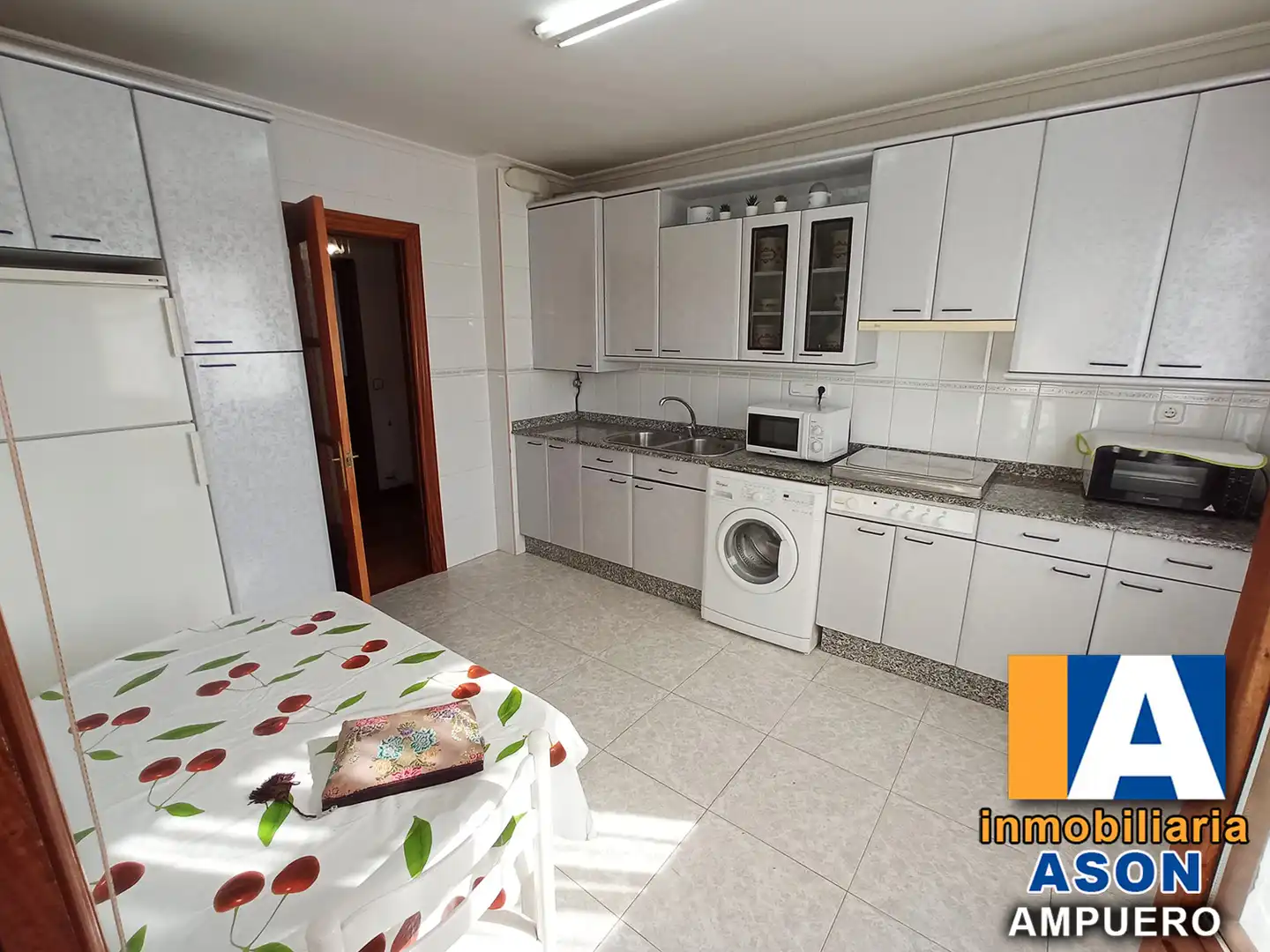 Flat with terrace to rent in Ampuero, imagen 2