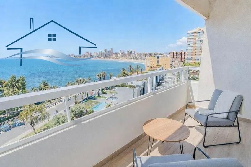 Dormitori de Àtic de lloguer en El Campello amb Aire condicionat, Calefacció i Jardí privat