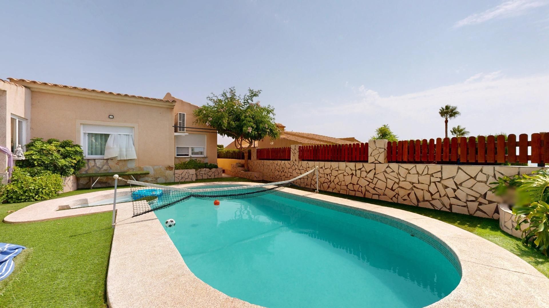 Swimming pool of House or chalet for sale in La Nucia  with Air Conditioner, Terrace and Swimming Pool
