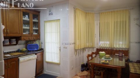 Casa de 2 plantas en calle Duque de Alba, de 350m2 de superficie y 550 m2 construidos, imatge 3