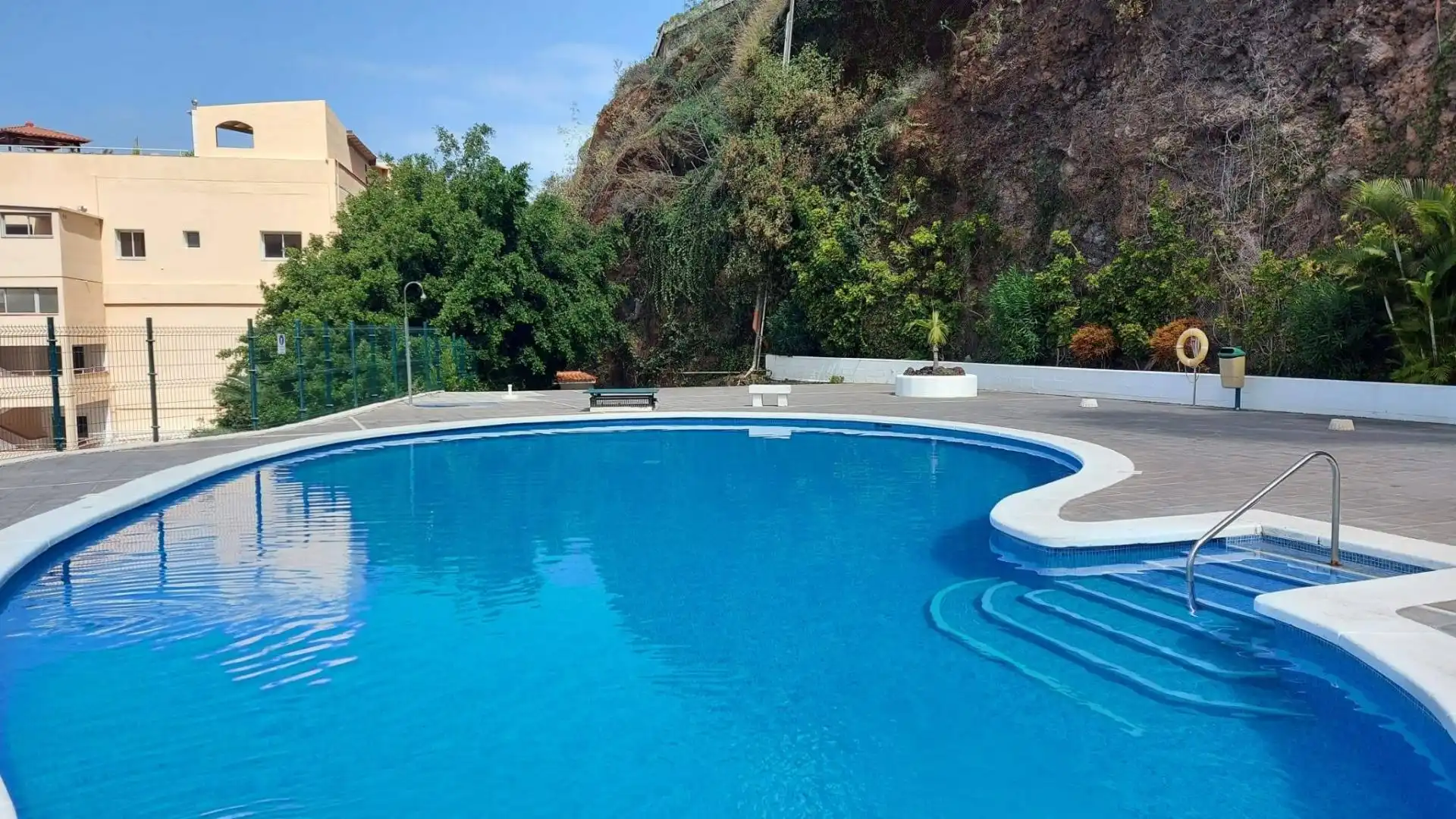 Piscina de Apartament en venda en La Matanza de Acentejo amb Moblat, Balcó i Piscina comunitària