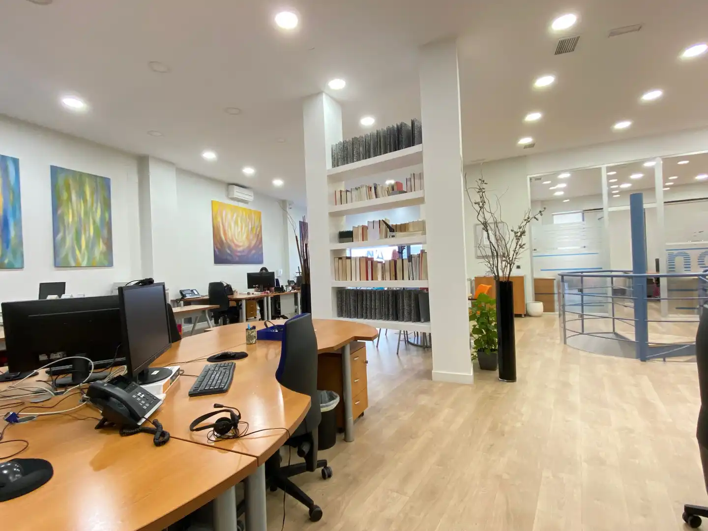 Office for rent in Madrid  with Air Conditioner, Heating and Balcony