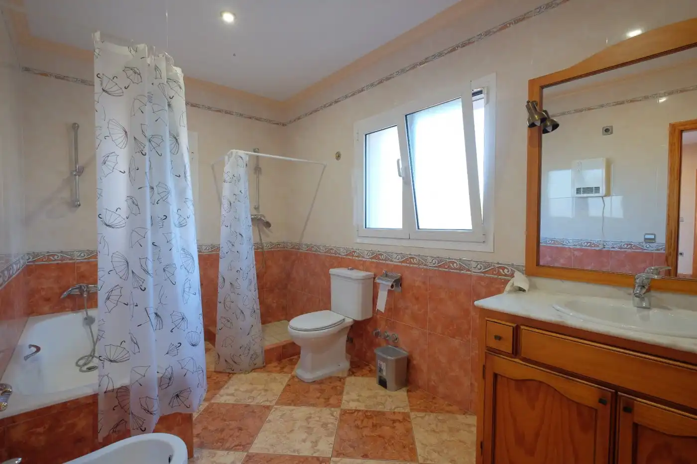 Villa avec terrasse à vendre à Marisol Park - Ortembach - Los Almendros, imagen 51