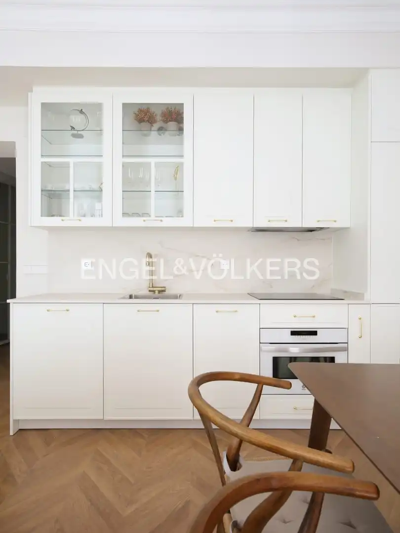 Cuina de Pis de lloguer en Madrid amb Aire condicionat, Calefacció i Parquet
