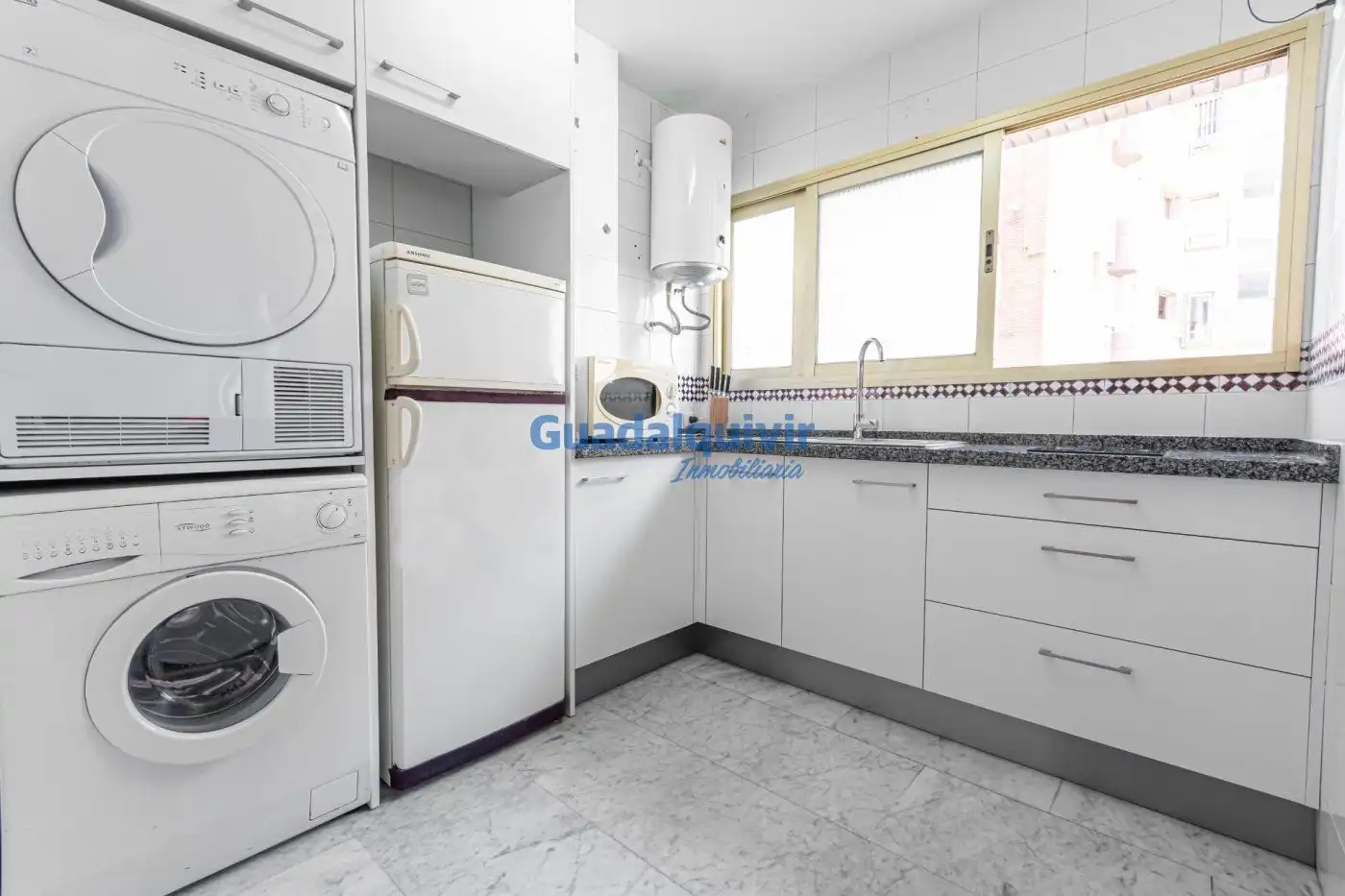 Kitchen of Apartments for rent in Sevilla  with Air Conditioner, Private garden and Furnished