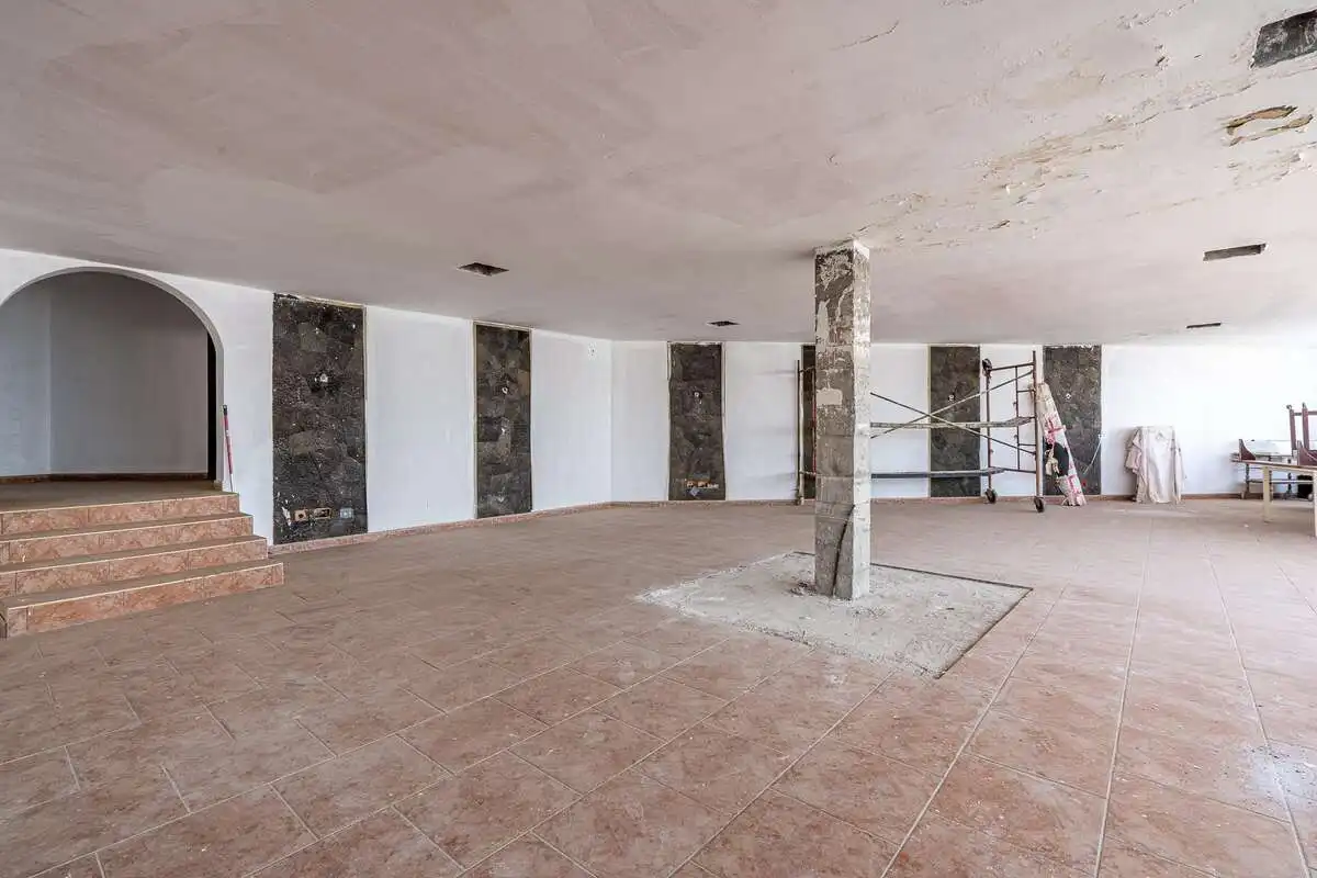 Commercial properties for sale in Tías