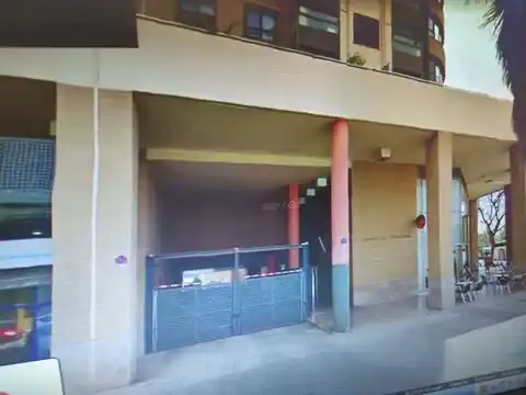 Außenansicht von Garage zur Miete in Valencia