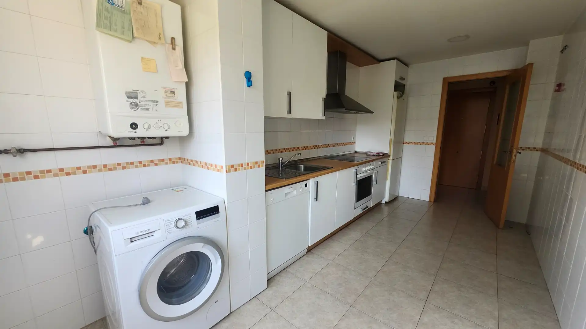 Cocina de Piso en venta en Miño con Calefacción, Jardín privado y Trastero