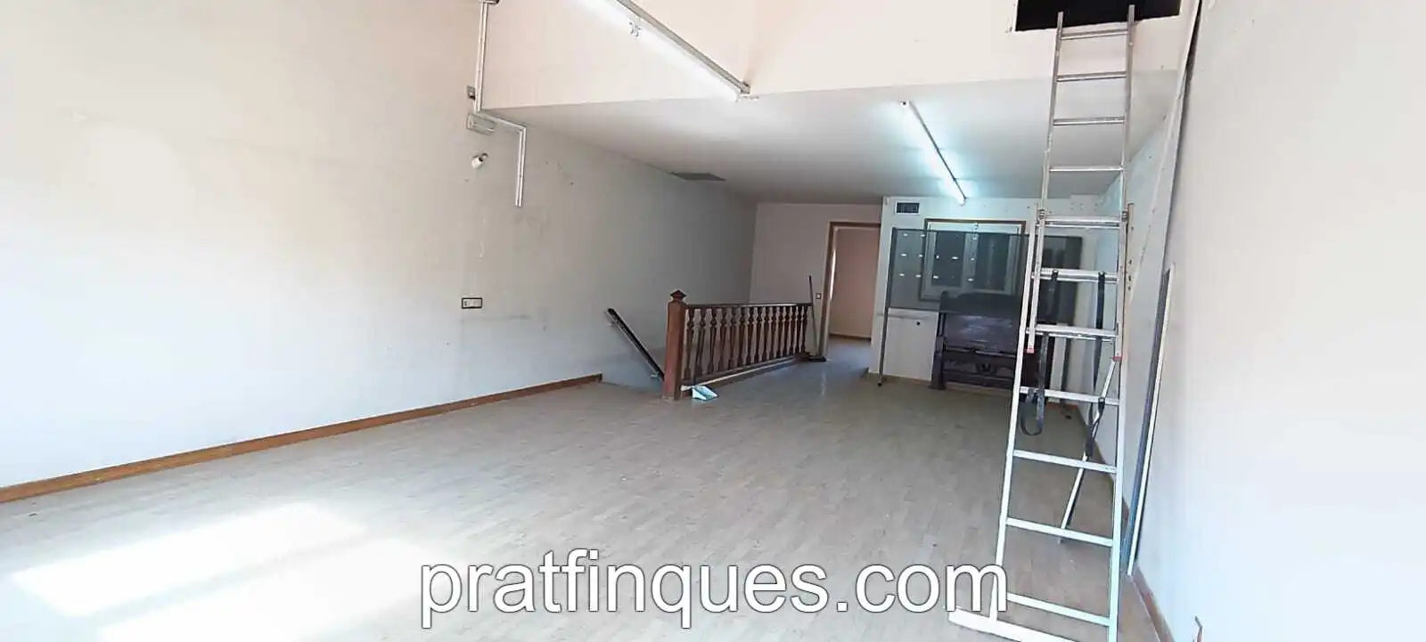 Casa adosada en venda en El Prat de Llobregat amb Aire condicionat, Calefacció i Jardí privat