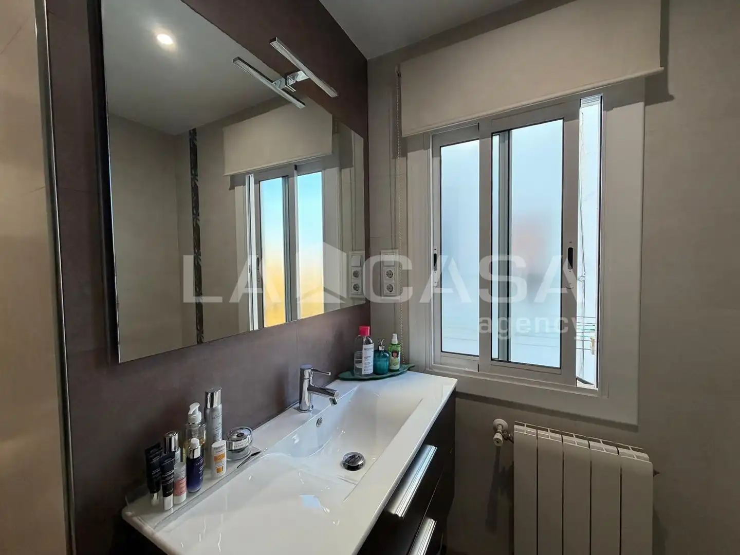 Bathroom of Flat for sale in Singuerlín