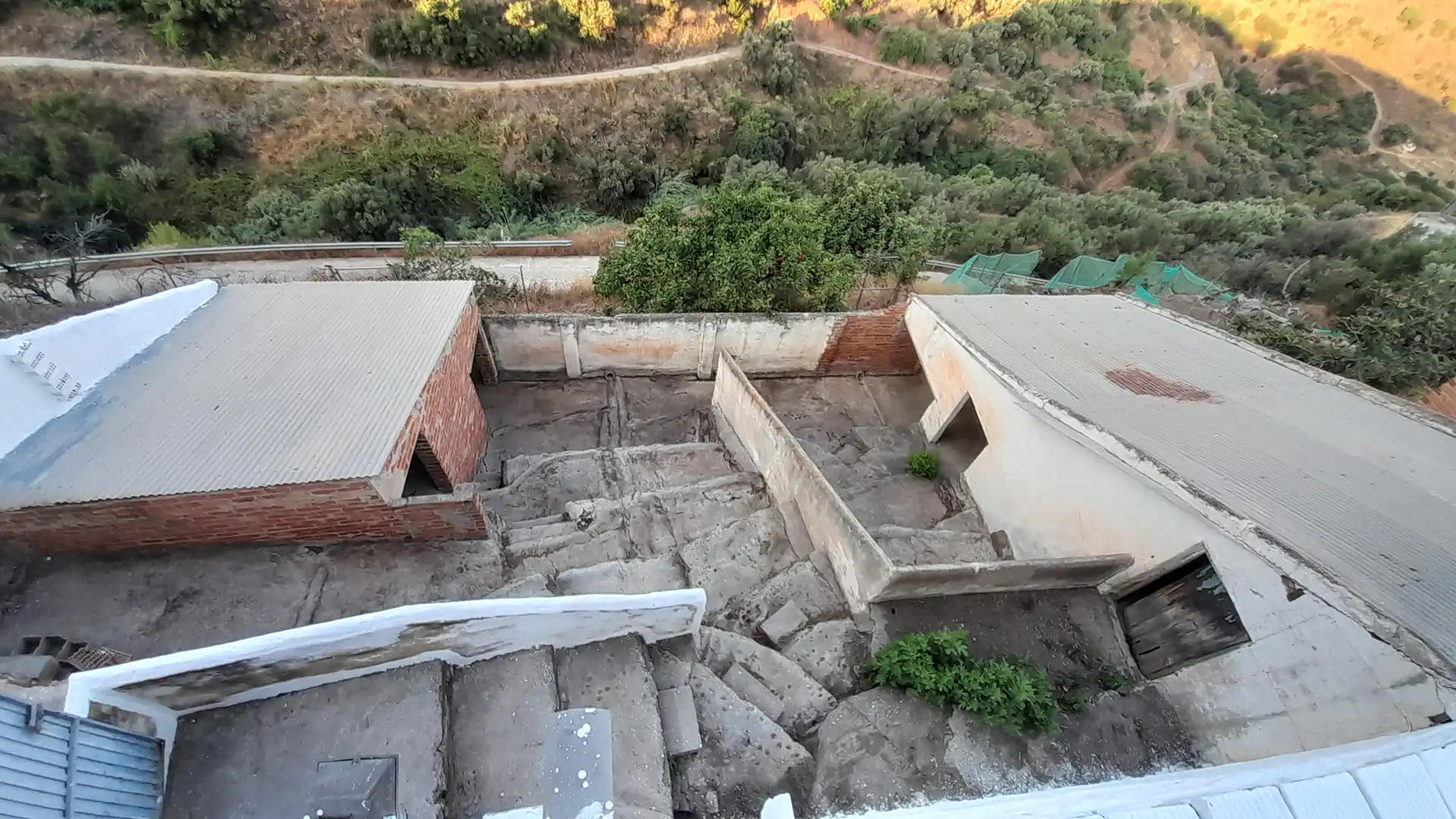 Nau industrial de lloguer en Sayalonga