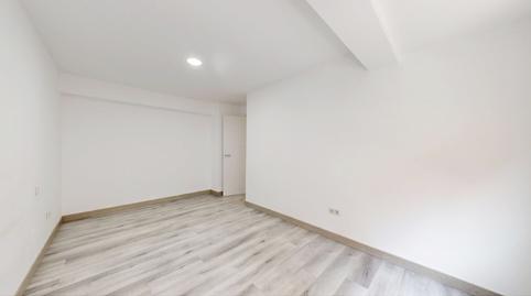 Foto 4 de Piso en venta en Calle Germanies, Zona Avenida al Vedat, Valencia