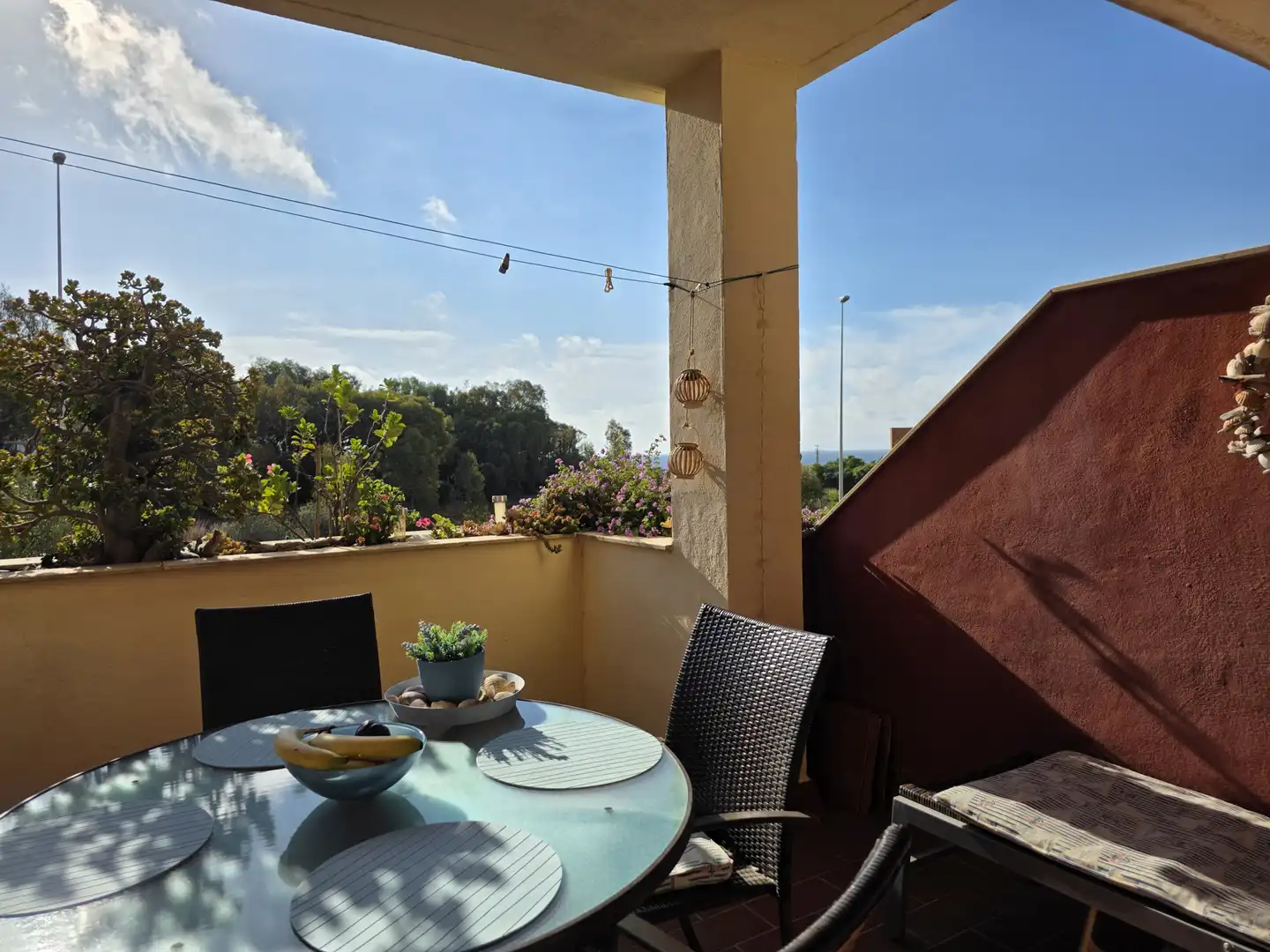 Terrasse von Wohnungen zum Verkauf in La Línea de la Concepción mit Klimaanlage, Terrasse und Schwimmbad