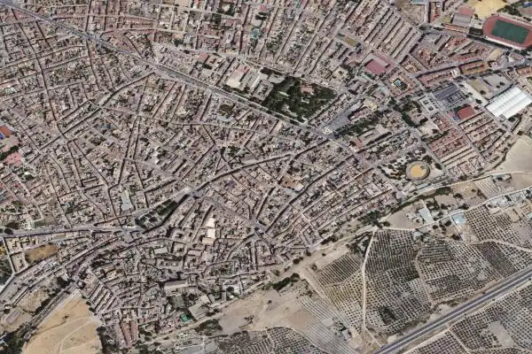 Garaje en venta en Baeza